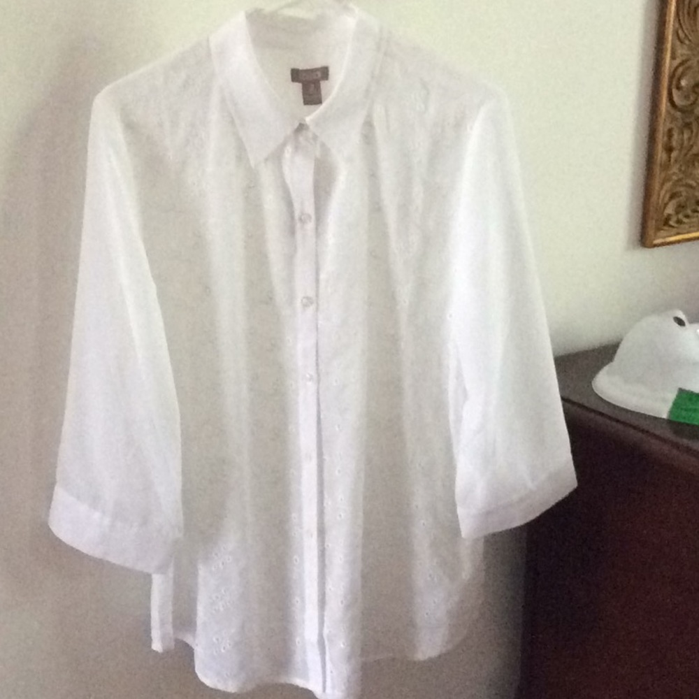 COPY - Chico’s white eyelet Blouse